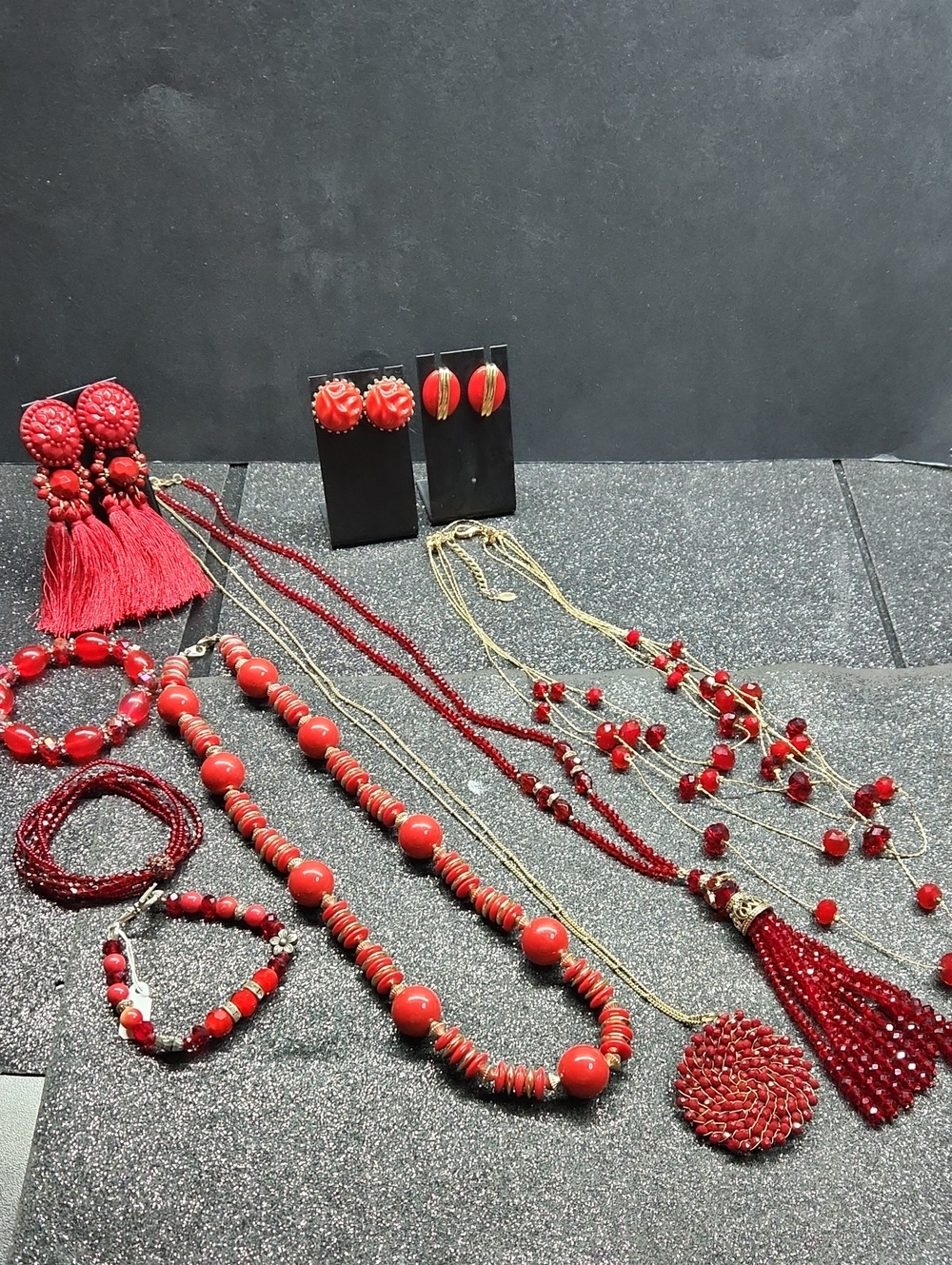 Red Themed Beaded Jewelry Bundle